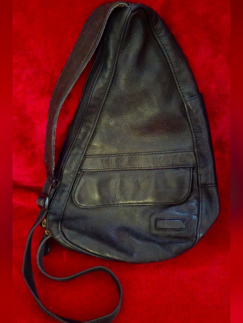 L.L. Bean Traveler Ameri Bag Black Leather Sling Messenger Bag